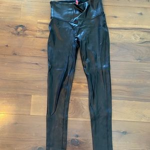 Spanx Faux Leather Leggings-petite medium